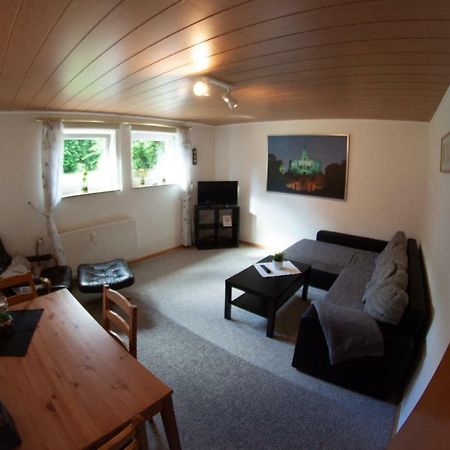 Ruhige Und Gemuetliche Ferienwohnung In Calden Экстерьер фото