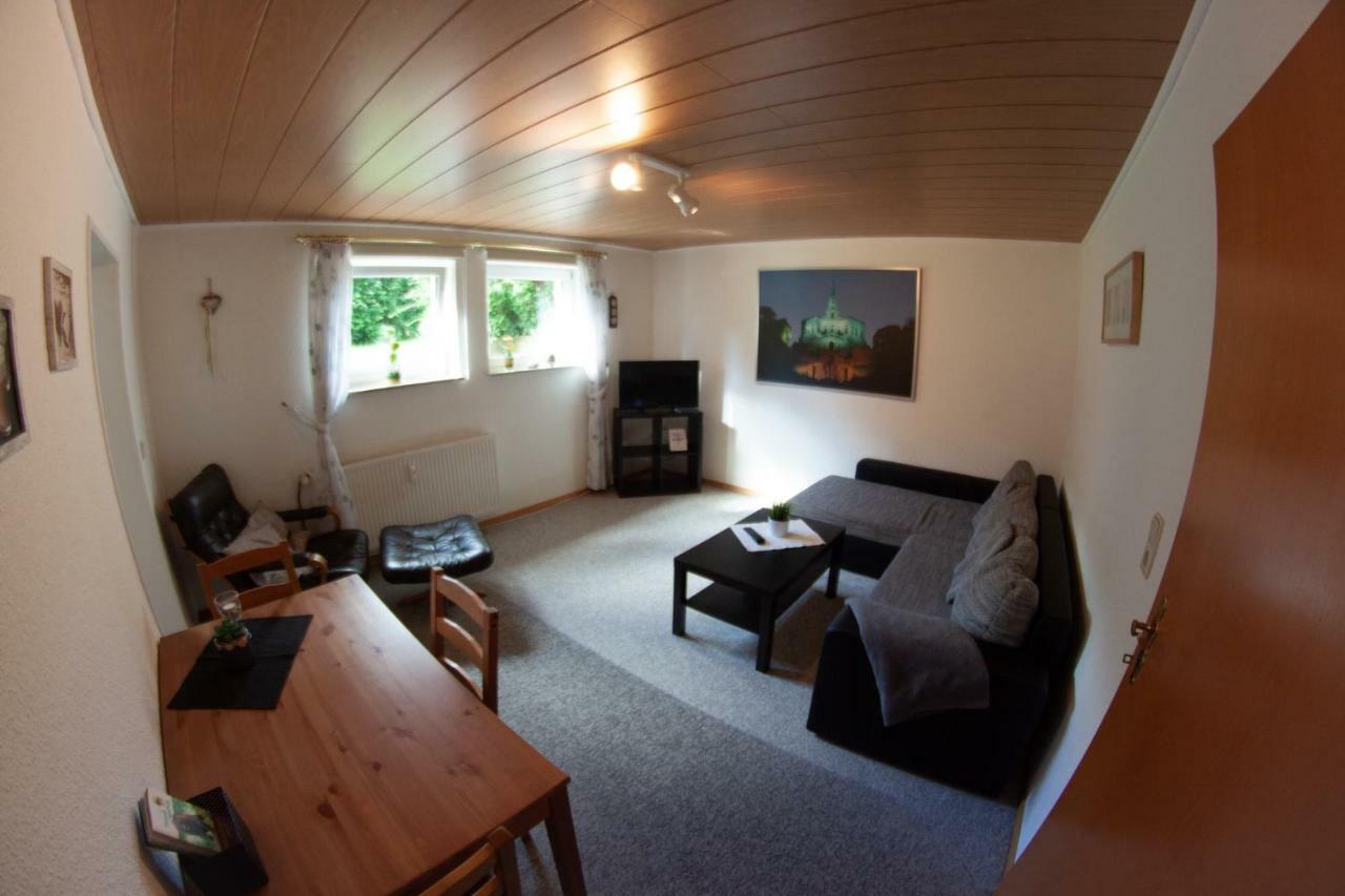 Ruhige Und Gemuetliche Ferienwohnung In Calden Экстерьер фото